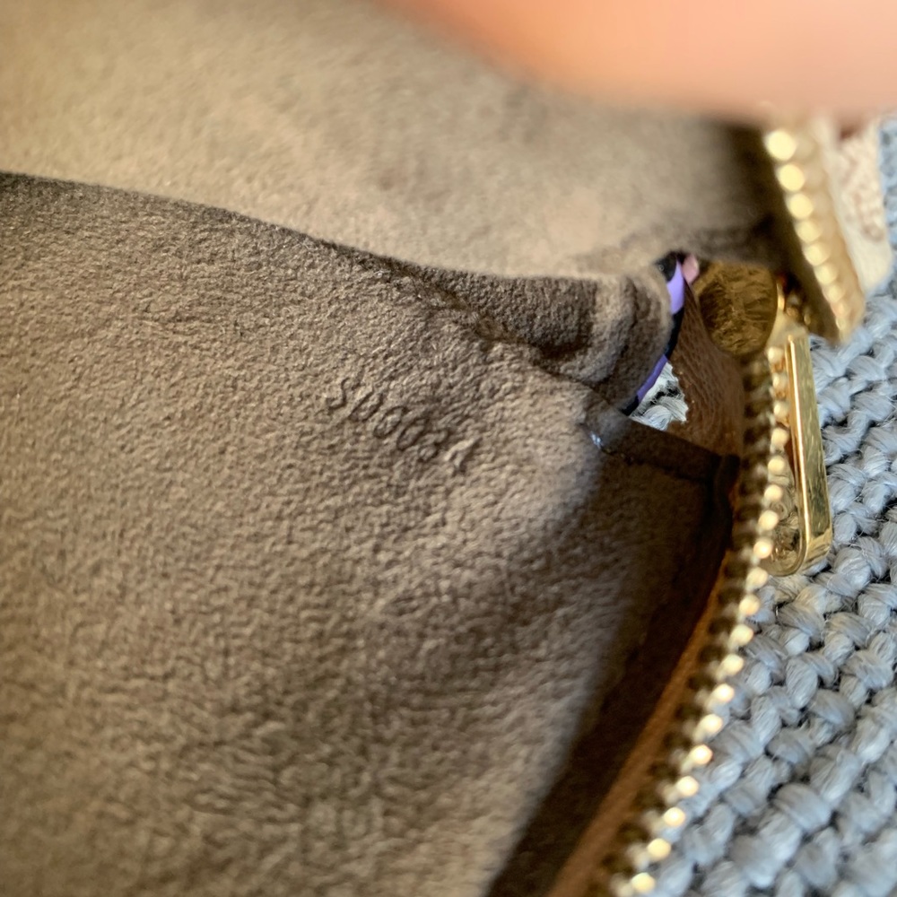 ❣️LOUIS VUITTON❣️Black Multi Crossbody Pouchette - Picture 8 of 8